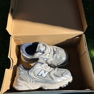 New Balance Kids' White and Navy Sneakers 503